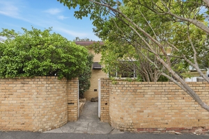 31 Octavia Street, St Kilda, VIC 3182 photo 2 of 14