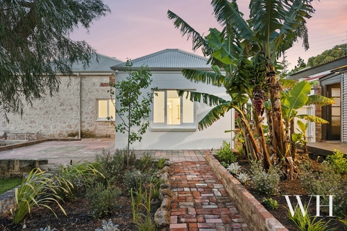 102 Edmund Street, White Gum Valley, WA 6162