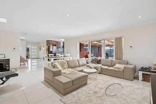 40 Ruffian Loop, Willetton, WA 6155