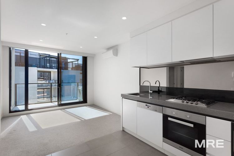1813/8 Daly Street