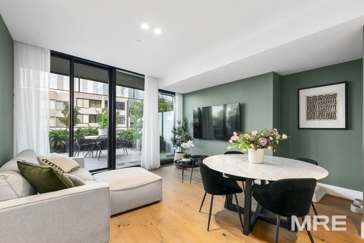 203/243 Toorak Road