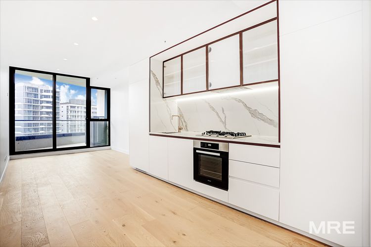 1504/649 Chapel Street