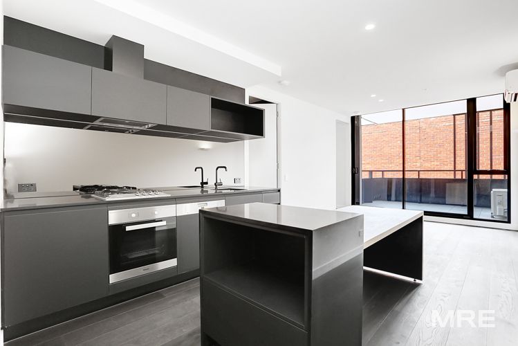 205/881 High Street