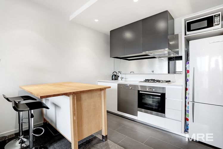 210/28 Burnley Street