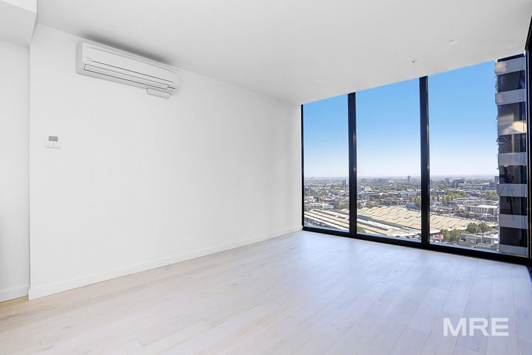 2309/135 A'Beckett Street