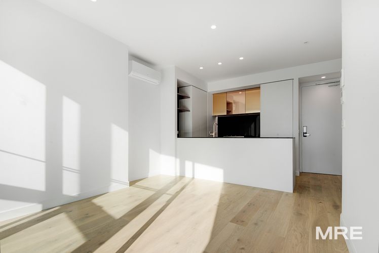 5906/228 La Trobe Street