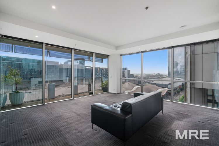 1205/620 Collins Street