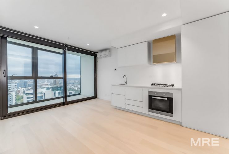 3402/135 A'Beckett Street