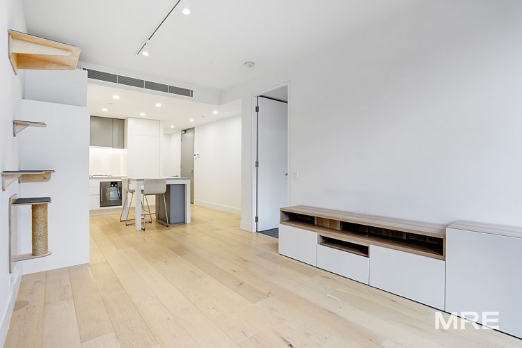 304/1 Dyer Street