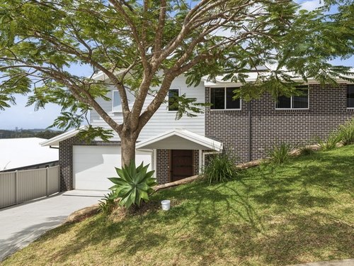 13 Royal Poinciana Way, Coffs Harbour, NSW 2450