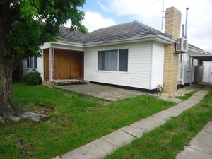 6 Charles Street, Dandenong Vic 3175