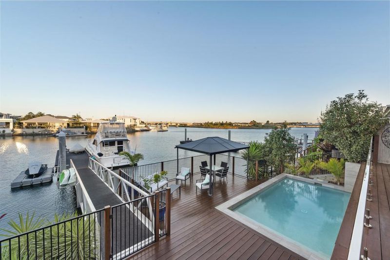 75 Cova Boulevard, Hope Island, QLD 4212 Property Details