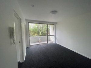 8/16 Byron Street, Elwood Vic 3184