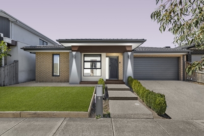 8 Perease Road, Wollert, VIC 3750 photo 1 of 11