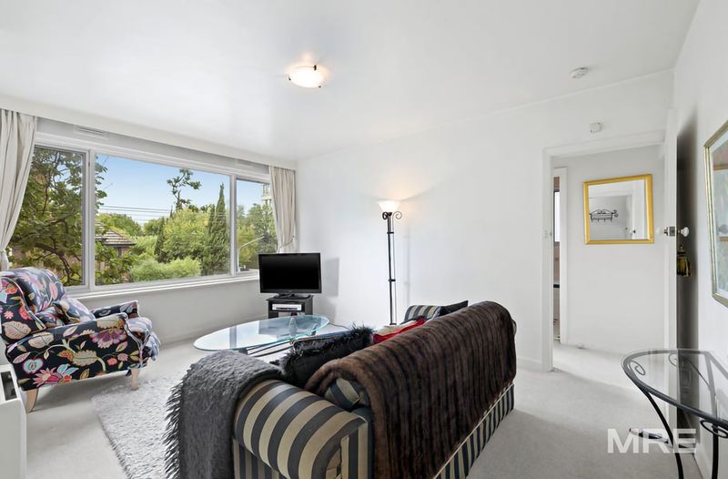 11/403 Toorak Road