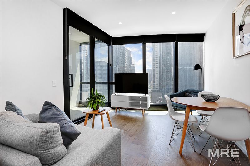 1802/70 Southbank Boulevard