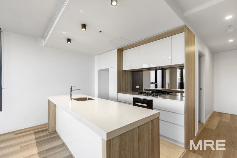 601/3 Yarra Street