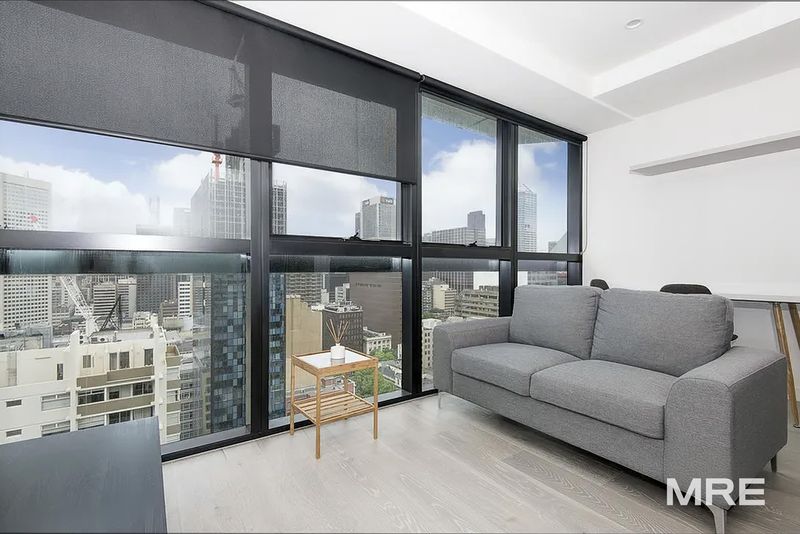 2003/327 La Trobe Street
