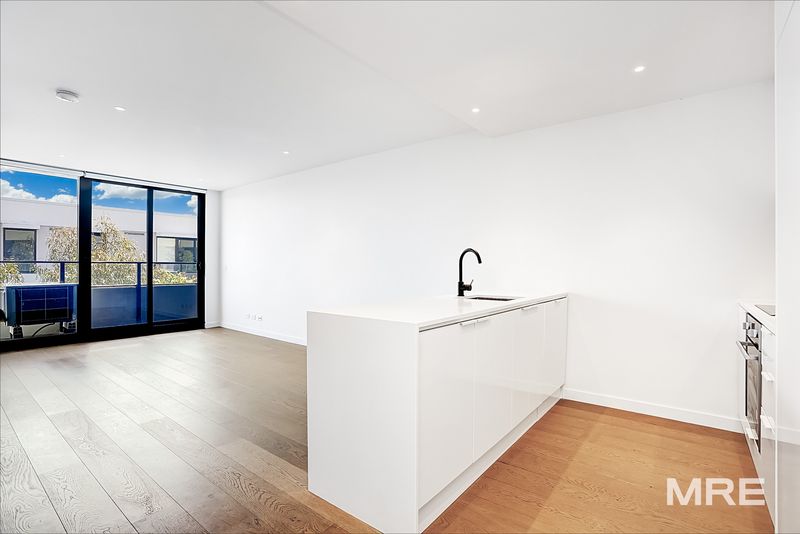 221/24 Barkly Street