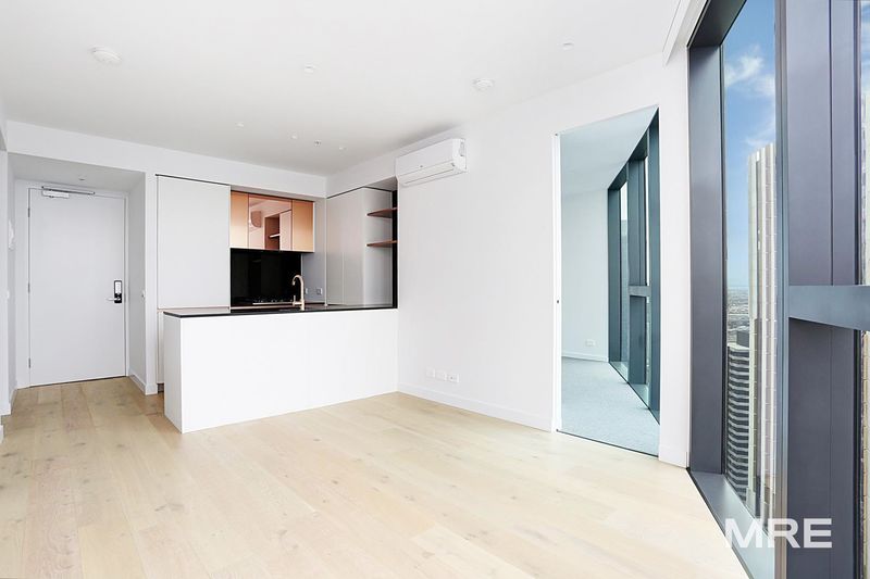 5605/228 La Trobe Street
