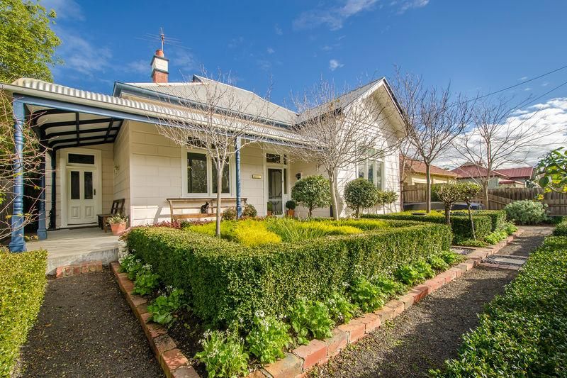 94 Railway Crescent, Williamstown, VIC 3016 Property Details