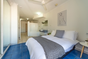86/21-23 Cavenagh Street, Darwin City, NT 0800 photo 2 of 10