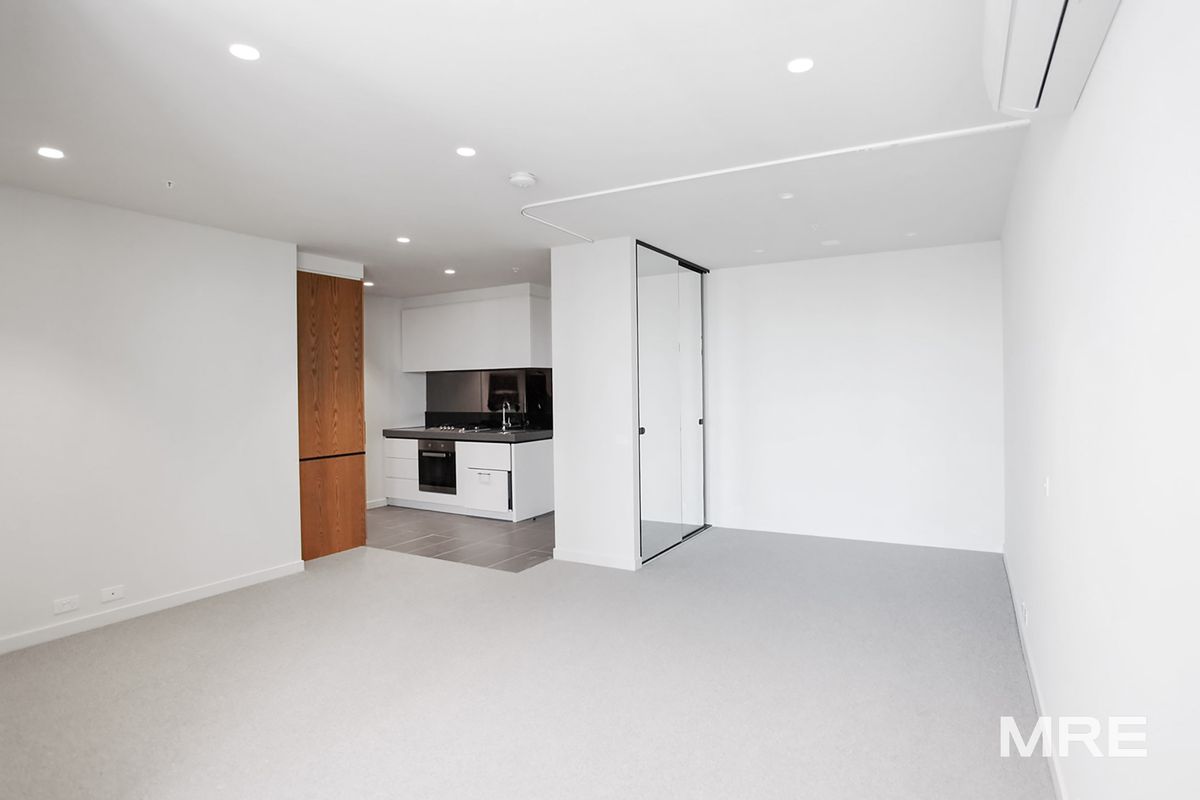 1422/8 Daly Street