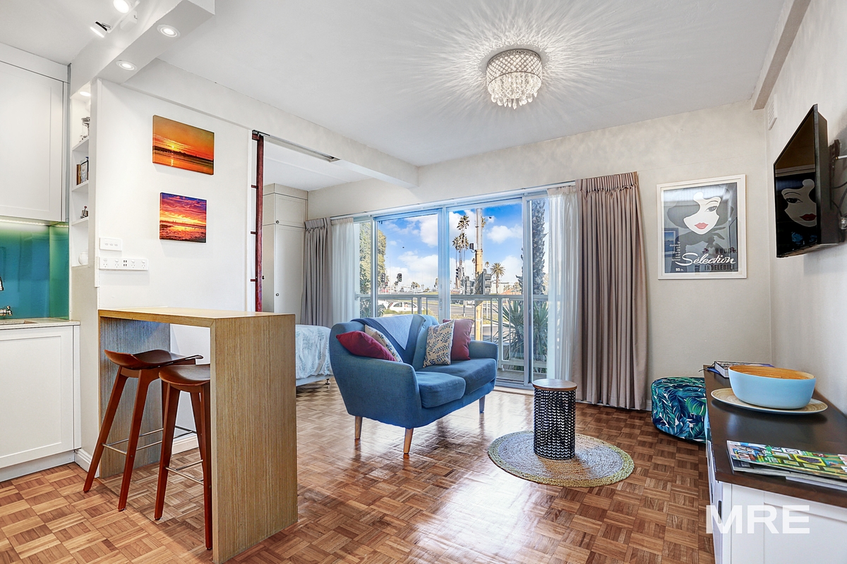 208/363 Beaconsfield Parade