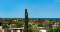 Grand 3 Bedroom Apartment Offering Rare Scale & Light in Prahran East